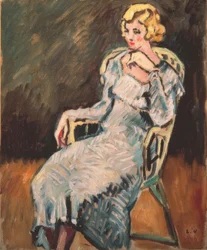 Giovane donna seduta
