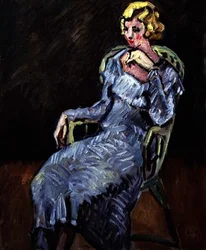 Giovane donna seduta