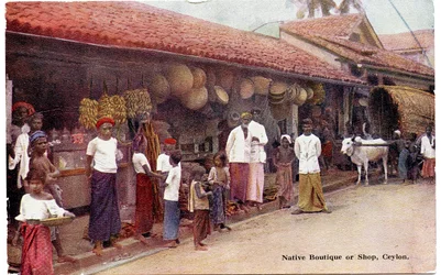 Boutique o negozio nativo, Ceylon, c.1900-20 (fotografia colorata a mano)