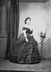 Nobile romano in posa in una foto di studio