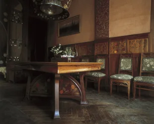 La sala da pranzo, Casa Nava (1901-1907), a Reus - Lluis Domènech i Montaner (1850-1923). Casa Navas. 1901-1907. SPAGNA. Reus. Casa Navas. Sala da pranzo, con mobili di Gaspar Homar i Mesquida. Modernismo. Architettura.