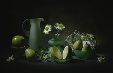 Elegante natura morta verde
