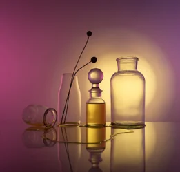 Bottiglie di vetro luminose