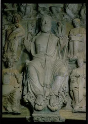 (dettaglio) del Portico de la Gloria che raffigura Cristo in Maestà