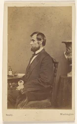 [Abraham Lincoln seduto, di profilo].