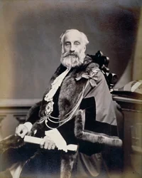 Mr Burt, sceriffo di Londra, con indosso una veste scarlatta, distintivo e catena da sceriffo, c1865