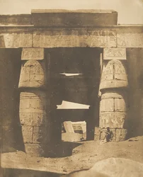 Interno del Tempio di Khons, a Karnak, Tebe, 1849-50