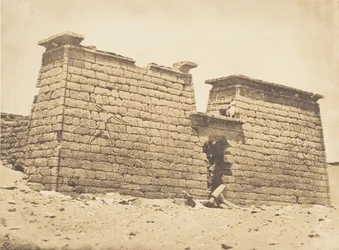 Piloni del Tempio di Sebona