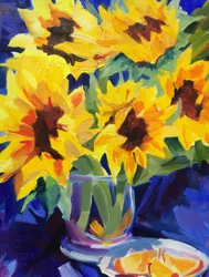 Girasoli dorati in un vaso