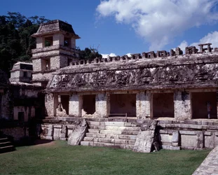 Civiltà precolombiana: vista del sito di Palenque nel Chiapas