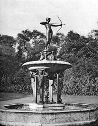 Fontana di Artemide, Hyde Park, Londra, 1926-1927