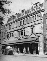 Collins Music Hall, Islington, Londra, 1926-1927