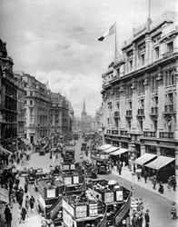 Regent Street, Londra, 1926-1927