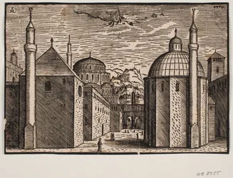 3 moschee, ciascuna con 1 minareto; nel cielo un drago volante con lunga coda