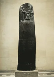Codice di Hammurabi: il dio Shamash detta le sue leggi a Hammurabi, re di Babilonia