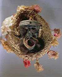 Maschera per la celebrazione del festival annuale messicano di Guelaguetza