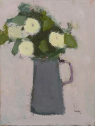 Fiori bianchi, brocca grigia