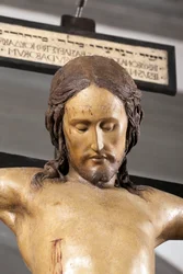Spirito Santo Crocifisso, circa 1493, di Michelangelo, (dettaglio), scultura in legno policromo, Sacrestia della Basilica di Santo Spirito a Firenze - Crocifisso. Scultura rinascimentale di Michelangelo Buonarroti.