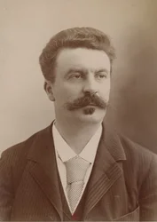 Maupassant di Nadar