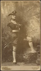 [John Drew, Jr. nel ruolo del Capitano Plume da "The Recruiting Officer"].