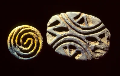 Sigilli di argilla cotta scavati a Çatal Hüyük in Anatolia centrale