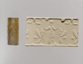 Sigillo cilindrico e impressione moderna: figura maschile che domina leoni alati con testa umana, c. VIII-VII secolo a.C.