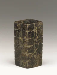 Tubo alto (cong) regione del Lago Tai, cultura Liangzhu, 3300-2250 a.C.