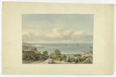 Paesaggio marino mediterraneo con porto