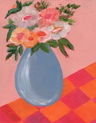 Fiori colorati in un vaso blu