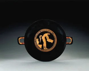 Kylix attico a figure rosse, c.470 a.C.