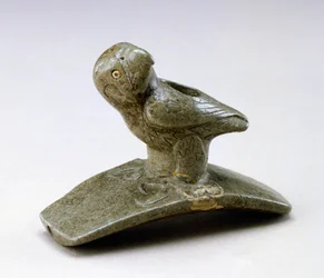Pipa effigie di falco, 200 a.C.-100 d.C.