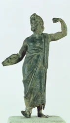 Figura di Shami, possibilmente Zeus o Poseidone, recuperata dal tempio in rovina nella città di Nehavand (nota come Laodicea), Iran