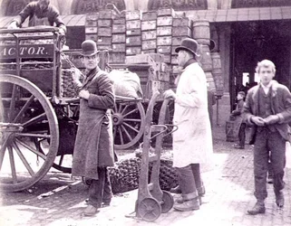 Scarico al mercato di Billingsgate
