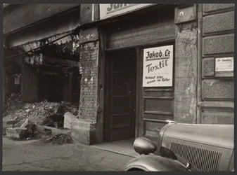 Magonza sul Reno, i grandi magazzini distrutti sulla piazza del mercato