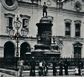 Statua di José Bonifácio. Largo de S. Francisco, 1895