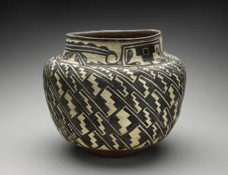 Vaso (Olla) con motivo a gradini