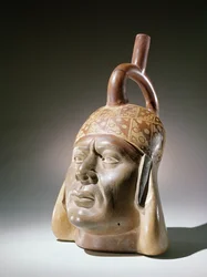 Vaso ritratto in ceramica, Mochica