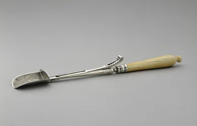 Cucchiaio per formaggio