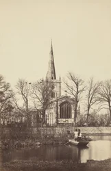 Chiesa da una riva del fiume, anni 