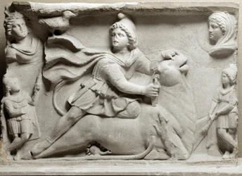 Civiltà dei Fenici: scena di sacrificio che raffigura la divinità Mitra che immola il toro