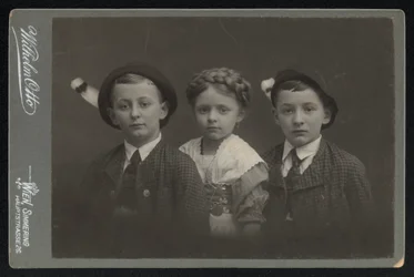 Ritratto di tre bambini austriaci
