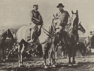 Il Kaiser Guglielmo II di Germania e il Presidente degli Stati Uniti Theodore Roosevelt osservano l