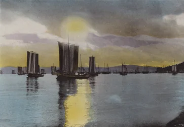 Giappone, c.1912: Tramonto, costa di Akashi