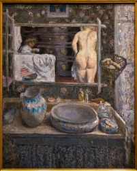 Specchio sopra un lavabo