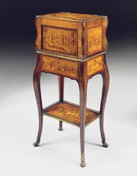 Secretaire serre-bijoux Luigi XV