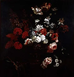Natura morta di fiori in un vaso di rame