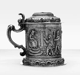 Boccale, i lati repoussé e cesellati con scene della vita di Giuseppe, Danzica, c.1690