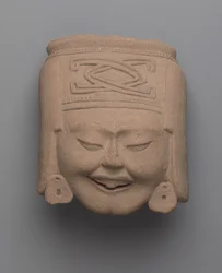 Testa di donna sorridente, Totonac