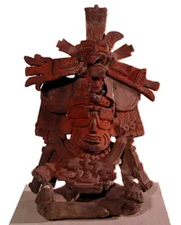 Civiltà precolombiana: urna funeraria che rappresenta il dio del fuoco. 200-300 d.C. Città del Messico, Museo Nazionale di Antropologia