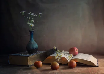 Libri, margherite e mele